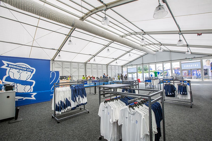 Temporary sports retail shop